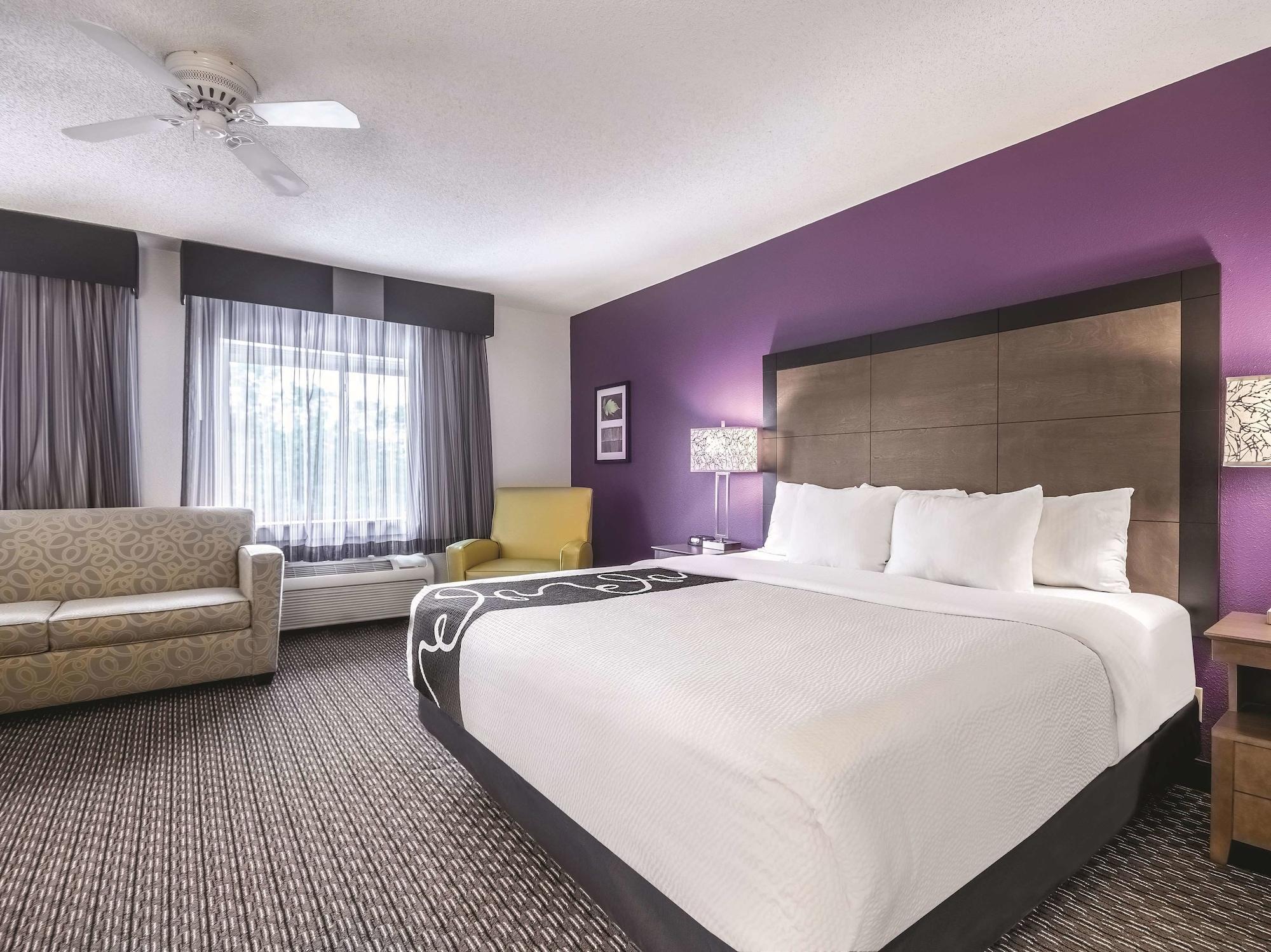 La Quinta By Wyndham Hartford Bradley Airport Hotel Windsor Locks Bagian luar foto