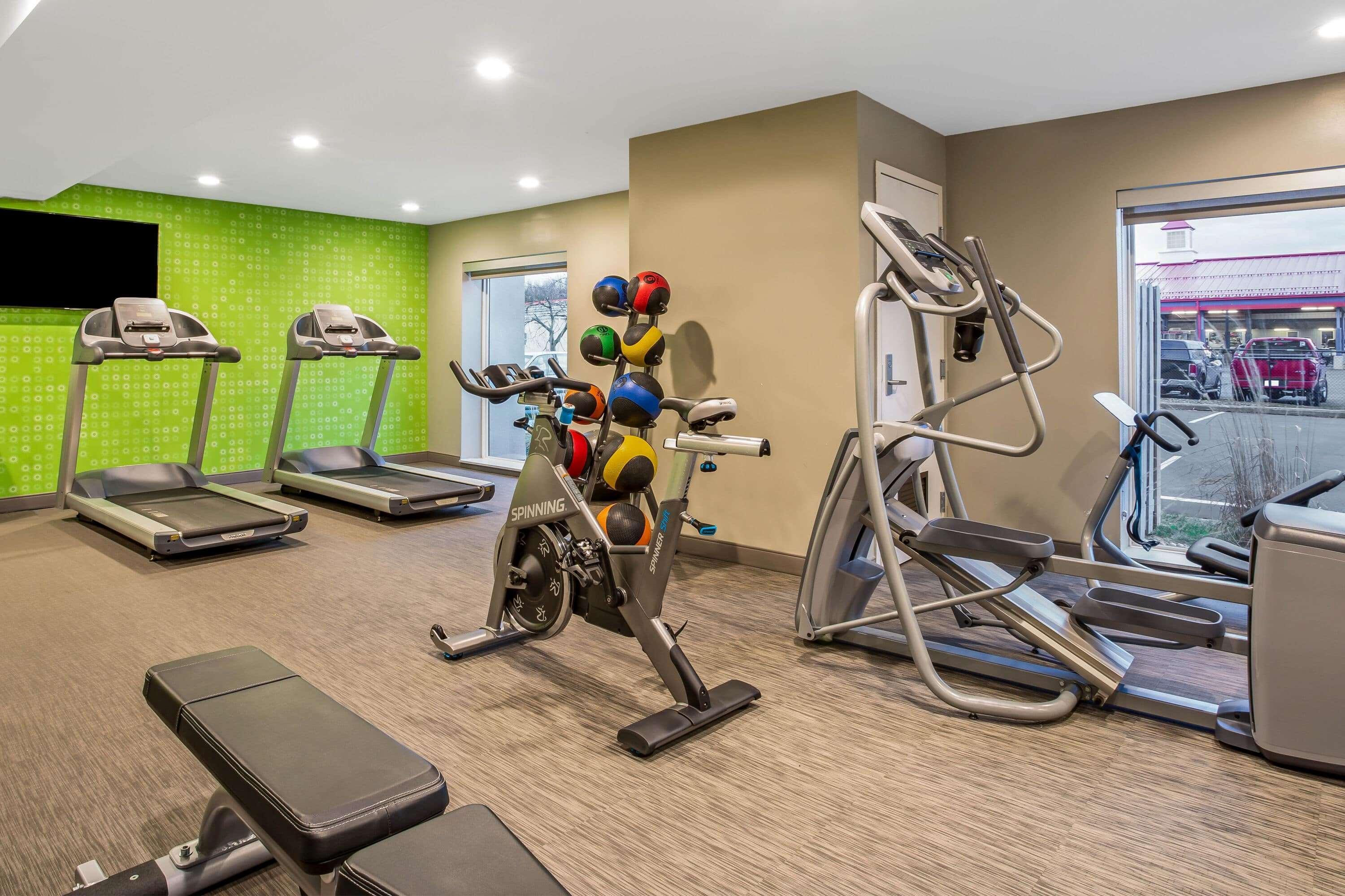 La Quinta By Wyndham Hartford Bradley Airport Hotel Windsor Locks Bagian luar foto